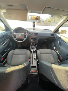 Vw bora 1.6 (5 foto / 7)