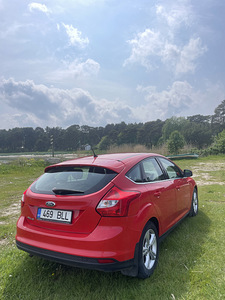 Ford focus 2014 (4 foto / 7)