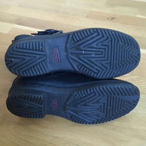 Сапоги зимние UGG (6 фото из 9)