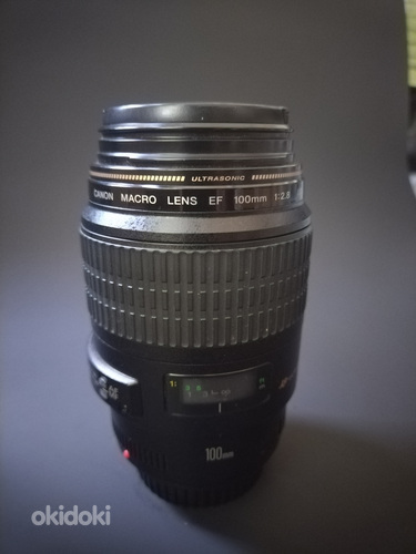 Canon EF 100mm f/2.8 Macro USM objektiiv