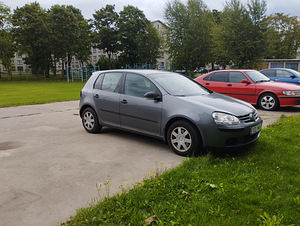 VW golf 5 (4 фото из 5)