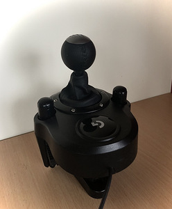 Logitech G920 Rool, pedaalid ja käigukang (4 foto / 4)