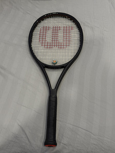 Tennis wilson pro staff team v13 tennis racket (4 foto / 6)