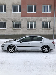 Продается Peugeot 407. (3 фото из 10)