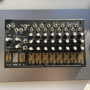 Make Noise 0-Ctrl (2 foto / 3)