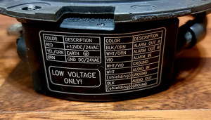 Bosch NDN-498V03-11P FLEXI 2X D/N H264 2.8–10 PAL PoE IP-kaa (5 foto / 6)