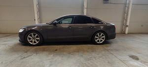 Audi A6 C7 3.0TDi 180kw Quattro S-Tronic (6 foto / 15)