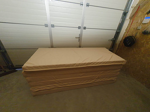 Madratsid,madratsikatted,L80cm,P 200cm,P12cm, laos 1800 tk (10 foto / 10)