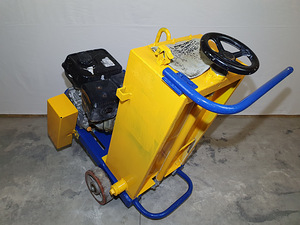 Asfaldi ja betoonisaag Vibromax DCC5B (5 foto / 9)