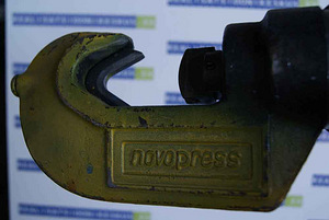 Kaablikinga press Novopress, hüdrauliline (3 foto / 4)