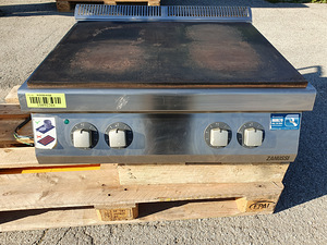 Plaatgrill Zanussi (4 foto / 4)