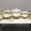 Посуда из арабского фарфора, штампованная камином, 44 предмета. (фото #1)