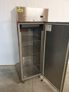 Külmik Zanussi rs06px1f (2 foto / 7)