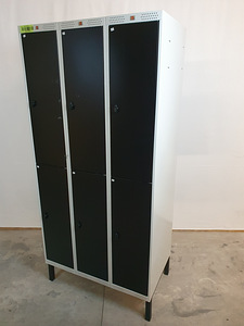 Metallist riidekapp AJ 6 ust (7 foto / 7)