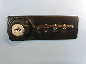 Kapp, riidekapp, garderoobikapp, metallkapp, Z-uksega (5 foto / 6)