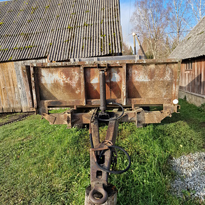 Müüa kallutav käru (1 foto / 7)