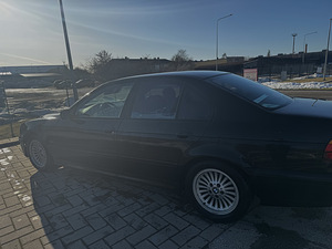 BMW 525d (6 foto / 8)