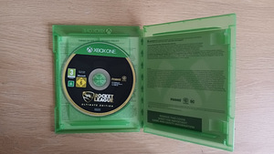 Plaat Xbox One'i jaoks mängust Rocket League Ultimate Editio (2 foto / 2)