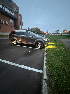 Vahetan või müün Audi Q7 2011 (4 foto / 12)