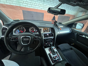 Vahetan või müün Audi Q7 2011 (10 foto / 12)