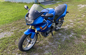 Yamaha SZR 660 (4 foto / 8)