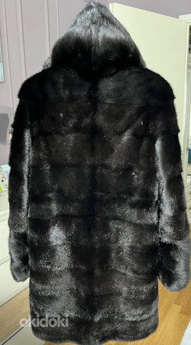 Naaritsa mantel, must, suurus 44-46, kapuutsiga (foto #3)