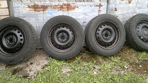 Naelrehvid kasutatud velgedel 175x65x15R, 4X100, 4 tükki (1 foto / 4)