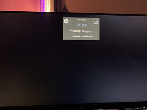Müün/vahetan kaks HP monitori 60Hz (2 foto / 2)