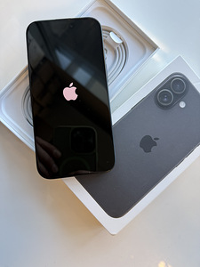 iPhone 16 128GB (2 foto / 3)