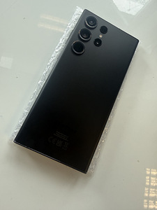 SAMSUNG S23 Ultra 256GB (1 foto / 4)
