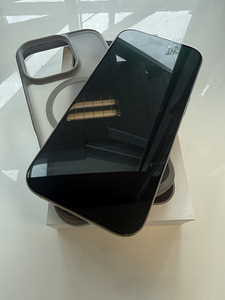 iPhone 16 Pro 256GB (2 фото из 4)