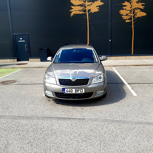 SKODA (2 foto / 6)