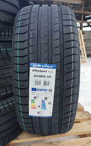 225/40/18 Triangle EffexSport TH202 92Y Uued suverehvid (1 foto / 1)