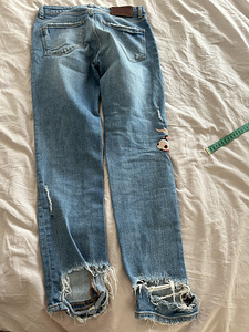 Джинсы Zara (3 фото из 4)