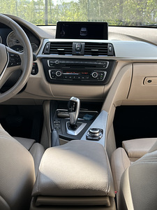 BMW 320 / F31 / Modern Line (9 foto / 13)