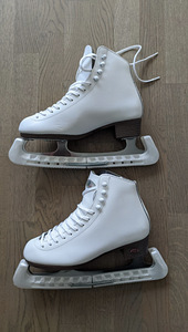 Riedell Ice Skates 121 (1 foto / 6)