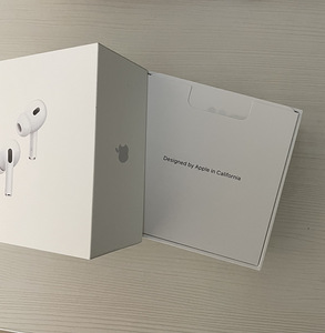 Apple AirPods Pro, 2nd gen (2 foto / 6)