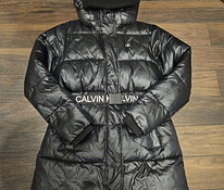 Куртка Calvin Klein + шапка 150 евро