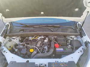 Dacia Lodgy Stepway 1.5 85kW 7 kohta (4 foto / 10)