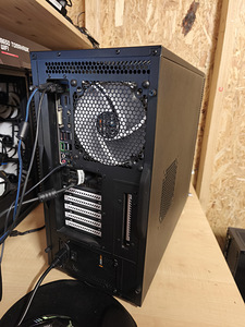 Mänguarvuti i7/GTX 1080Ti/16GB/480SSD+1000HDD (3 foto / 5)