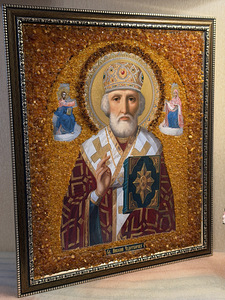 "Püha Nikolaus Imetegija" merevaigust ikoon (2 foto / 6)