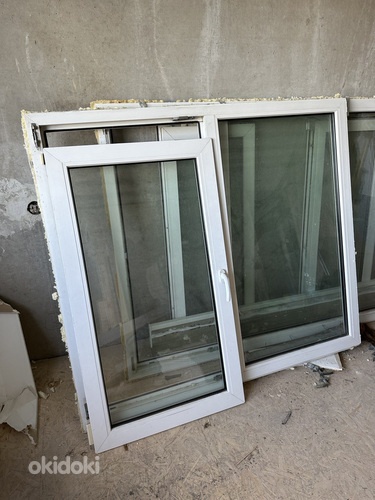 Два окна ПВХ. 261х136 (фото #1)