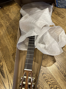Акустическая гитара YAMAHA C40