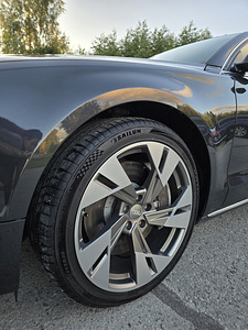Продается Audi A8 4,2 V8 (4 фото из 15)