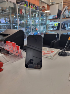 Apple iPhone 12 64 ГБ (1 фото из 5)
