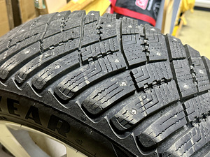 Audi originaal 18 veljed naelrehvidega (2 foto / 4)
