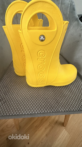 Crocs J1