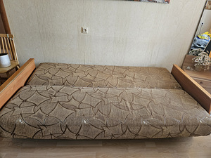 Отдается диван Бронь (3 фото из 4)