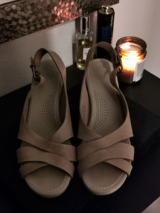 UGG Кожаные сандалии, 37 (5 фото из 5)