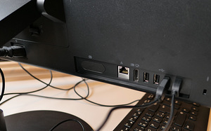 Lenovo computer все в одном - комп внутри монитора. (3 фото из 4)